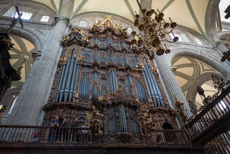 Mexico City: 10 Wonders of the Historic Center - Metropolitan Cathedral: the Spanish-era power point in the story