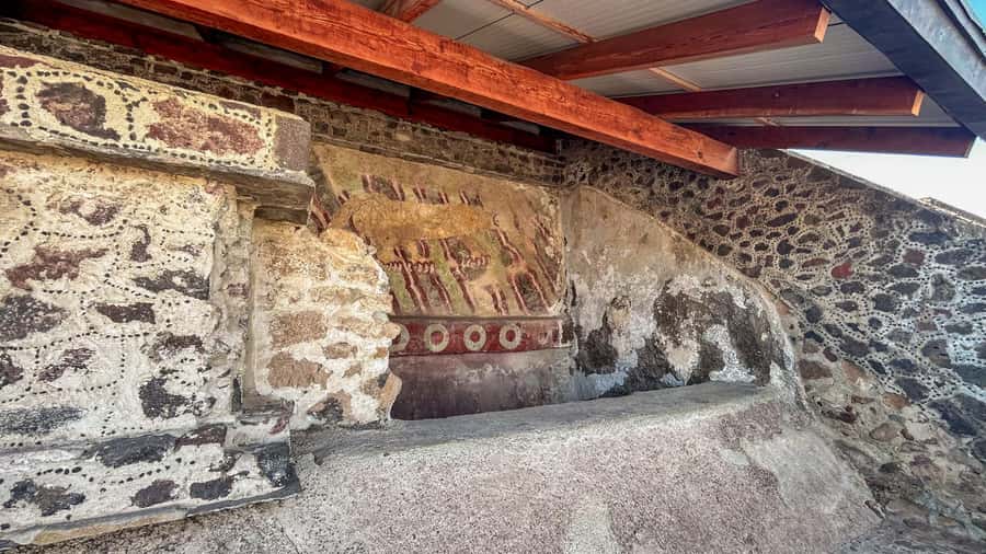 Mexico City: Afternoon Tour to Teotihuacan - Bilingual Guidance: Helpful When You Need It, Tricky When Speed Matters