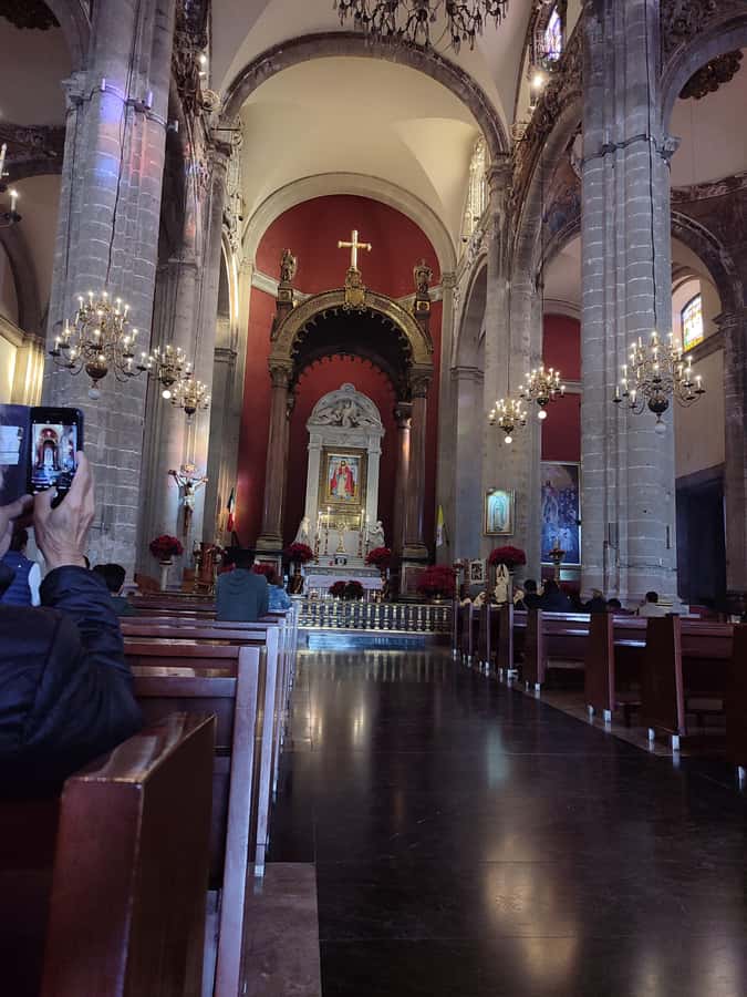 Mexico City: Basilica of Guadalupe Complex Tour - Free time and photo opportunities: how to use it well