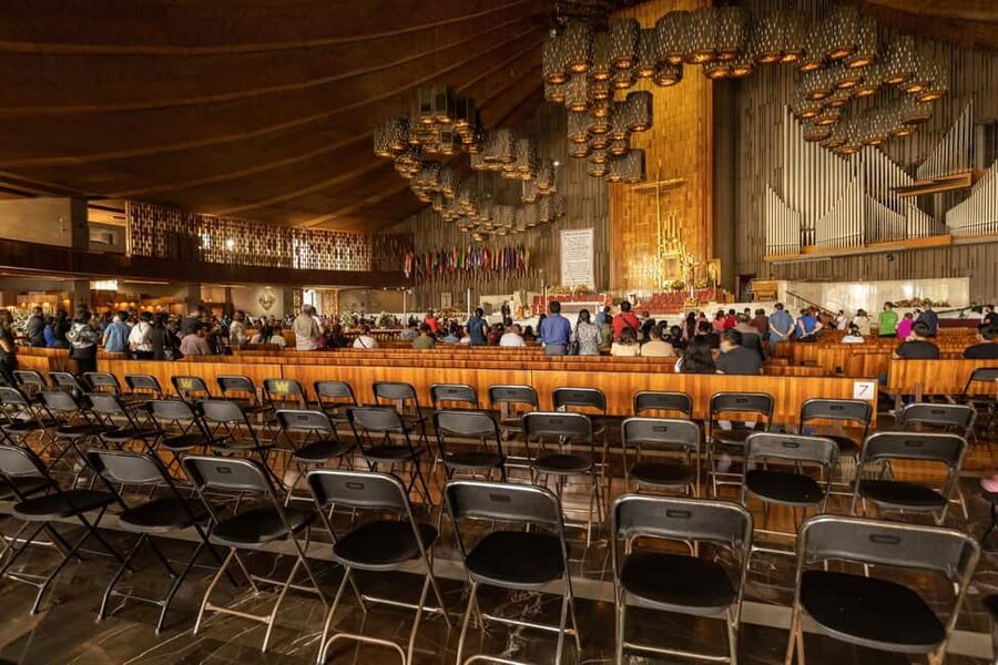 Mexico City: Basilica of Our Lady of Guadalupe Private Tour - New Basilica: Modern Scale for Mass Pilgrimage