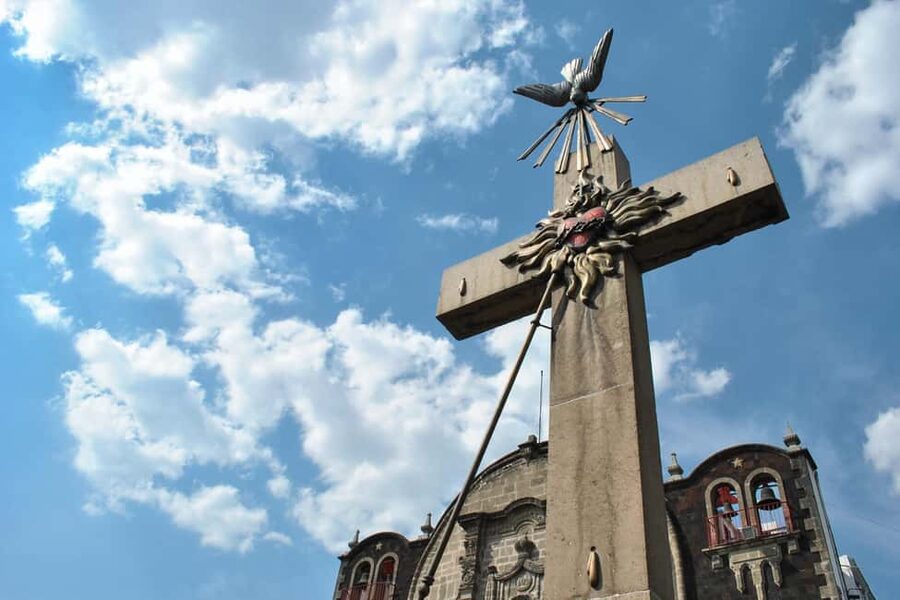 Mexico City: Basilica of Our Lady of Guadalupe Private Tour - Capuchin Convent and Chapel of Pocito: Frescoes That Keep the Story Going