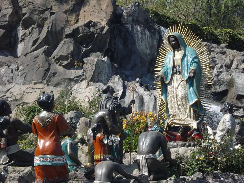 Mexico City: Basilica of Our Lady of Guadalupe Tour - Gift Shopping and Quick Holds: Don’t Assume It’s the Main Event