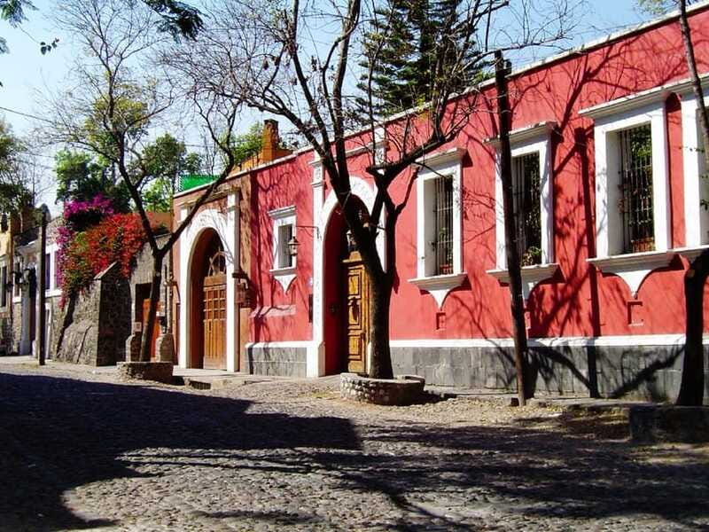 Mexico City: Bazaar Saturday, Convent of Carmen & San Angel - Should you book this San Angel–El Carmen–Bazaar Saturday tour?