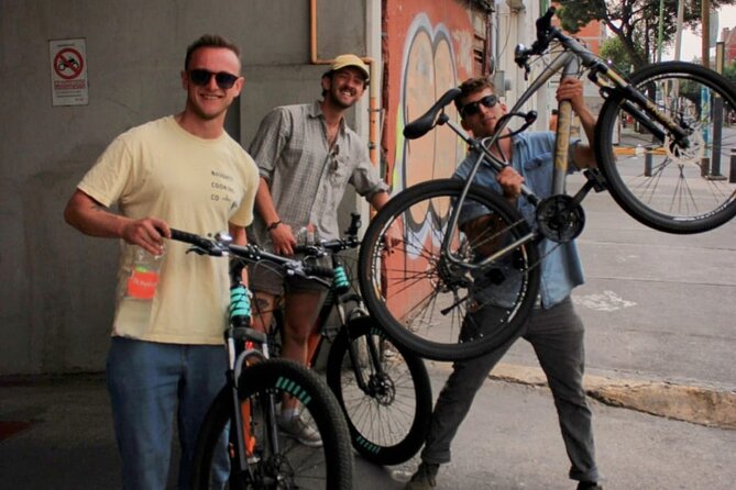 Mexico City Bike Rental - Angel of Independence Area - Price reality check: how $8 can be a smart deal
