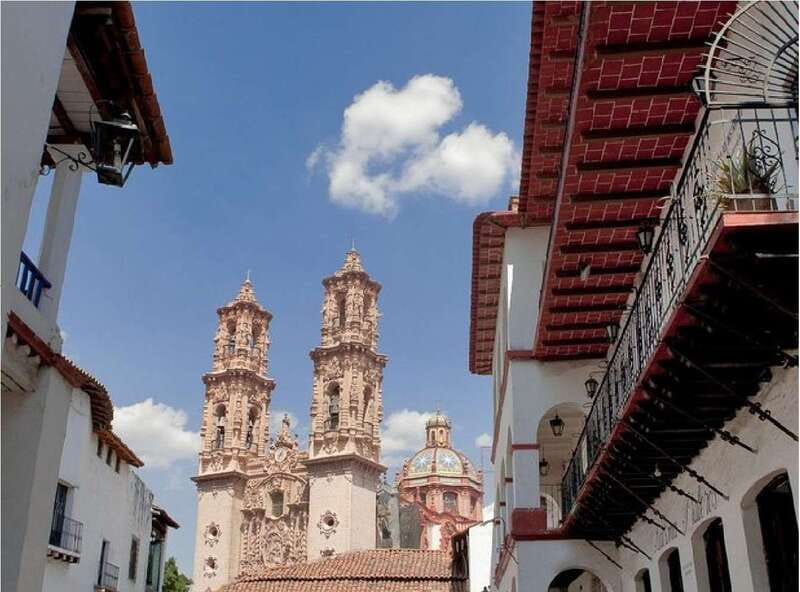 Mexico City: Cacahuamilpa Caves and Taxco Small-Group Tour - The Taxco Lunch Stop at Hotel Monte Taxco (and the Cable Car Choice)