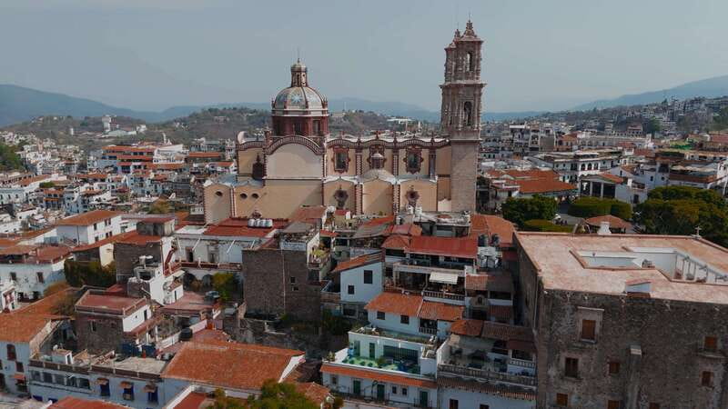 Mexico City: Cacahuamilpa Caves and Taxco Small-Group Tour - Humboldt House, Museo del Arte Virreinal, and Silver Workshops