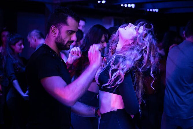 Mexico City CDMX Salsa Lovers Dance Experience - Meet your host at Cantina Salón Ríos in CDMX