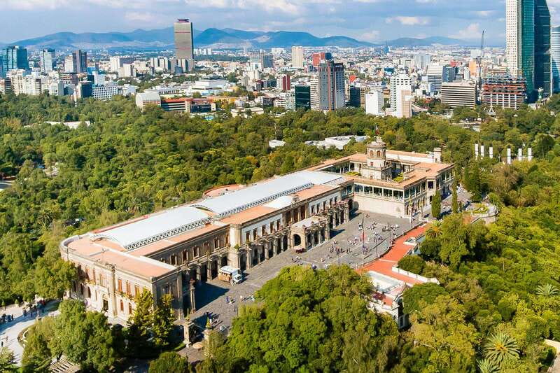 Mexico City: Chapultepec Castle and Anthropology Museum Tour - What your bilingual guide actually adds (it’s not just facts)