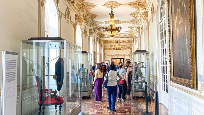Mexico City: Chapultepec Castle Skip-the-Line Ticket - Walking Up: Gardens, Cobblestones, and a “Come In at a Human Pace” Start