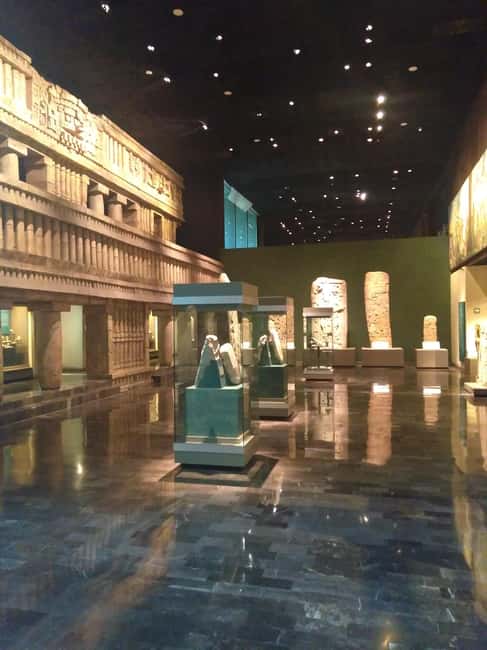 Mexico City: Chapultepec Park and Museums Walking Tour - Museo de Arte Moderno: Frida-era works in a tight 30 minutes