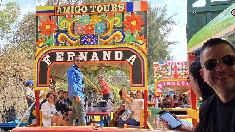 Mexico City: Coyoacan, Xochimilco & UNAM Full-Day Tour - UNAM at Ciudad Universitaria: Murals, Rectoría, and Architecture You Can Photograph Fast