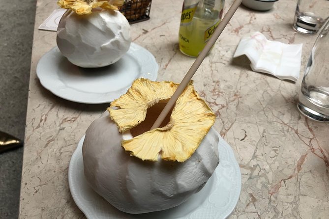 Mexico City Craft Cocktail Bar Crawl - The third top-ranked cocktail stop: finishing with something memorable