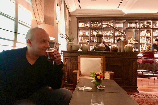 Mexico City Craft Cocktail Bar Crawl - The 7:30 pm plan: meeting spot, hotel finish, and car comfort