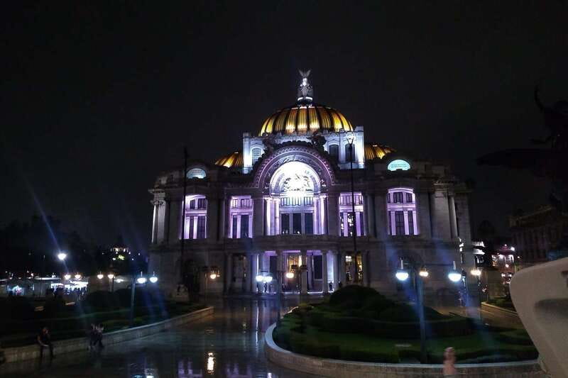 Mexico City: Double Decker Bus Night Tour - Why a double-decker night loop works in Mexico City