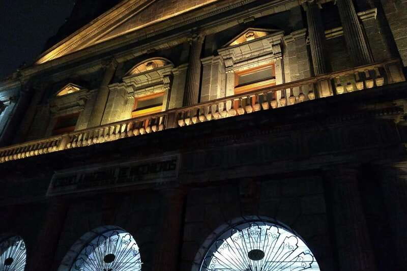 Mexico City: Double Decker Bus Night Tour - From the Zócalo and the Angel of Independence to downtown landmarks