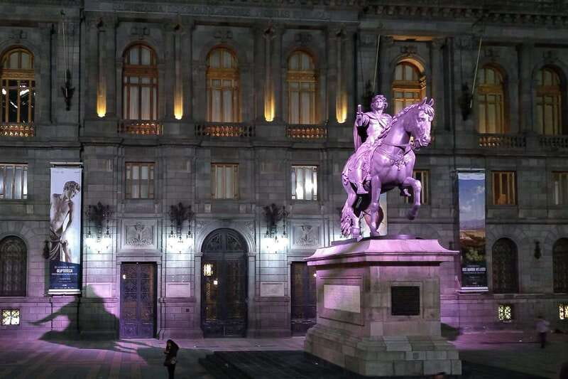 Mexico City: Double Decker Bus Night Tour - Price and value: is $10 for a Mexico City night bus tour worth it?