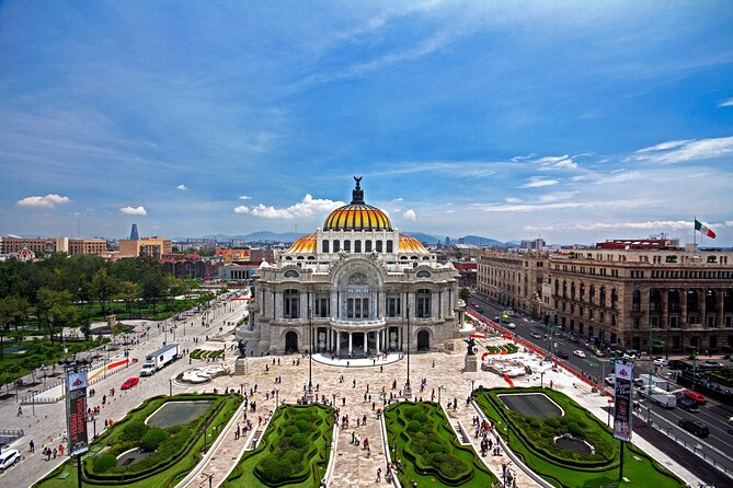Mexico City Downtown Centro private tour+ Palacio de Bellas Artes - Price and time: what you get for $113.52 per person