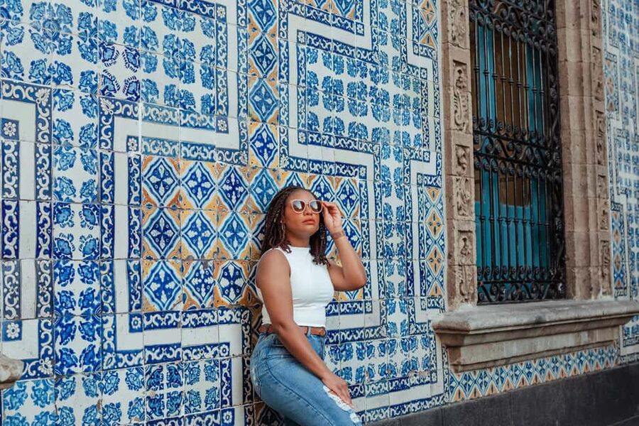 Mexico City Downtown Highlights Private Walking Tour - Zócalo (Plaza de la Constitución): the center you can feel