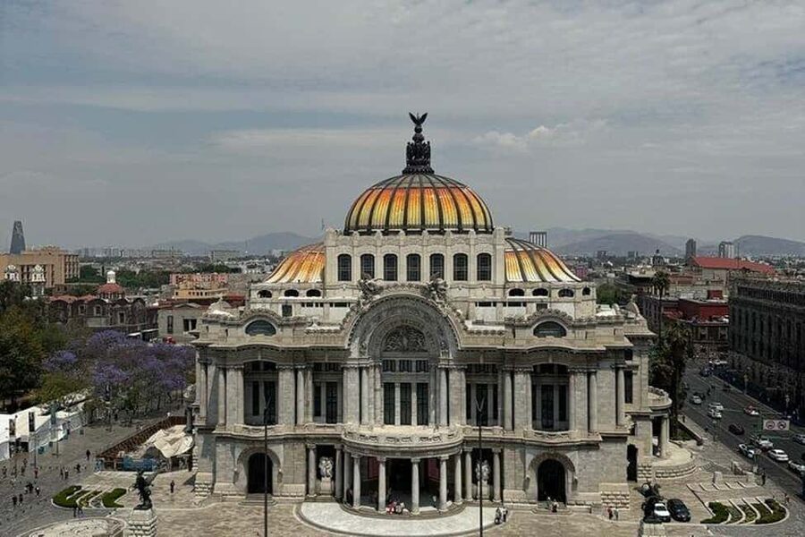 Mexico City: Exclusive Tour of Palacio de Bellas Artes - What You Actually See in the Museum