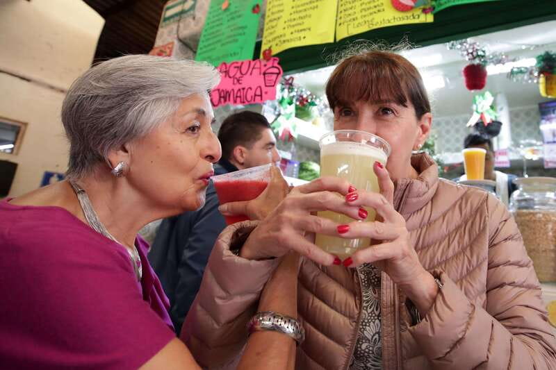 Mexico City Food Tour: Historic Center, Heritage on a Plate - The first stop: agua fresca and tlacoyo that set the tone