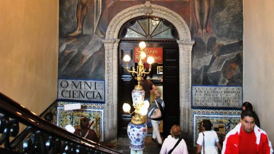 Mexico City: Gay Tales - Stop 1: Museo del Ejército y Fuerza Aérea Mexicanos and the Ex-Capilla de Bethlemitas
