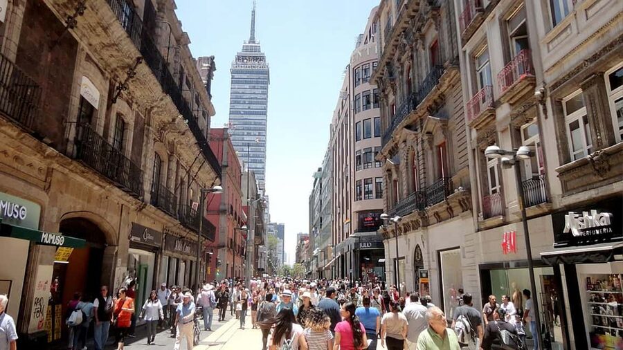 Mexico City: Gay Tales - Pastelería Ideal: a sweet pause between harder topics