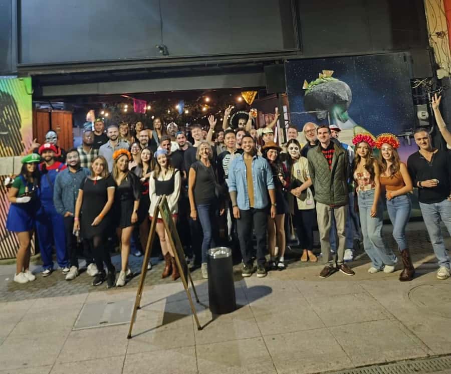 Mexico City: Guided Pub Crawl with Party Games - Walking between venues: why the route keeps the night fun