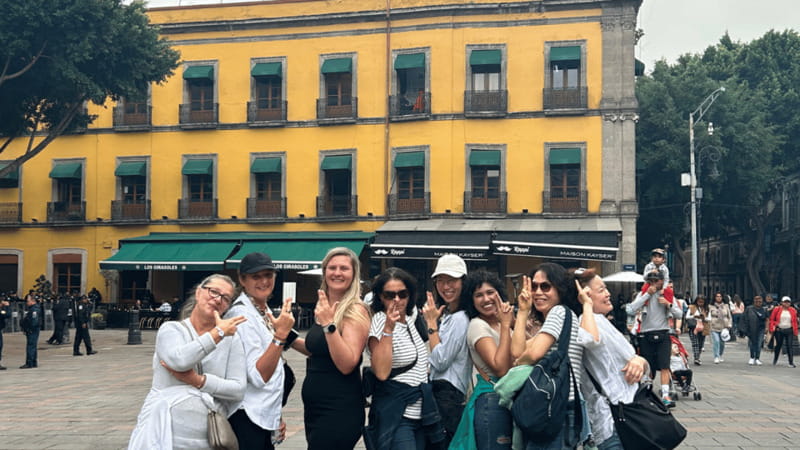 Mexico City: Guided walking tour through the most historic parts of the city. - Finding the Group at Catedral Metropolitana (Green Umbrella Clue)