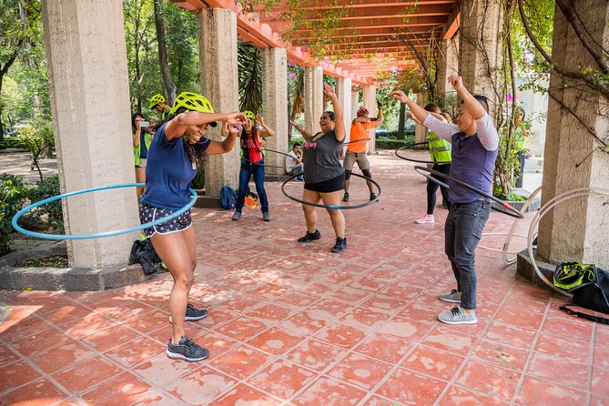 Mexico City Highlights E-Bike Tour With Foodie Stops - Why an e-bike tour is the smart way to see Mexico City fast