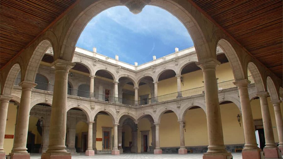 Mexico City: Jewish Presence - Practical Checklist: What to Bring (and What Will Slow You Down)