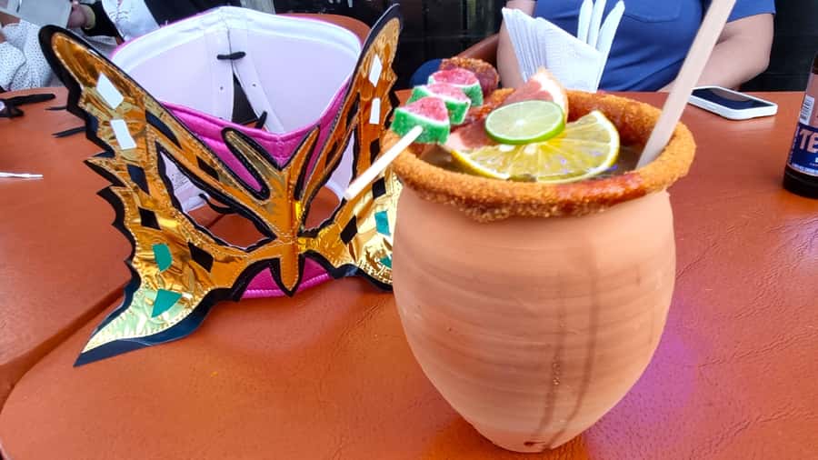 Mexico City: Mexican evening, lucha libre, and tequila - Cantinas, pulque, and tacos: what’s included and what you buy