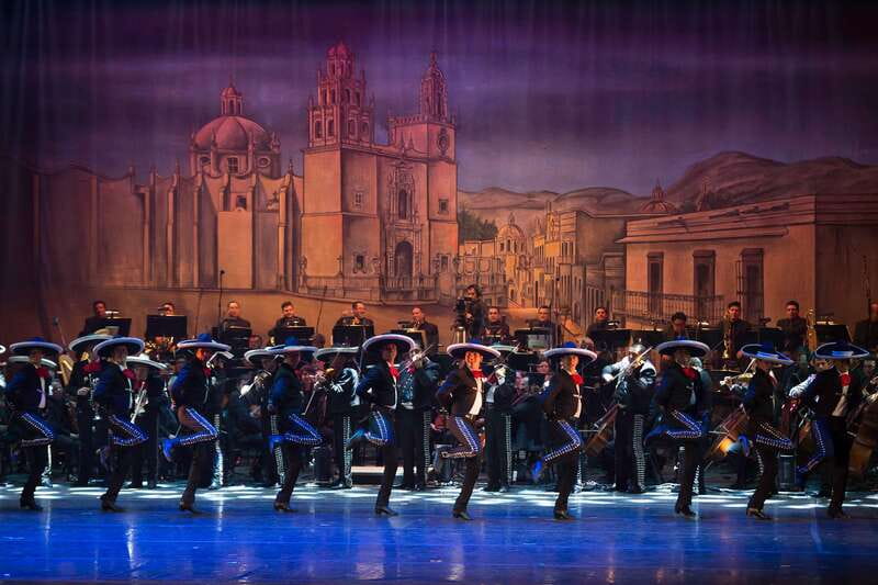 Mexico City: Mexican Folklore Ballet - What the 2 hours feels like, from first beat to final curtain