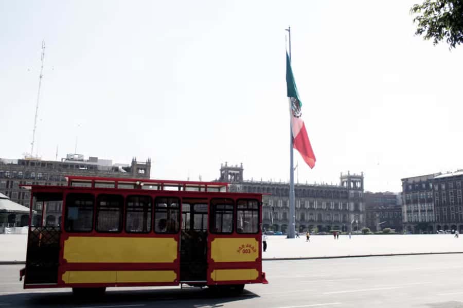 Mexico City: Mexico Tram, Iconic Landmarks, and Legends - What you’ll see: Metropolitan Cathedral, palaces, and major monuments