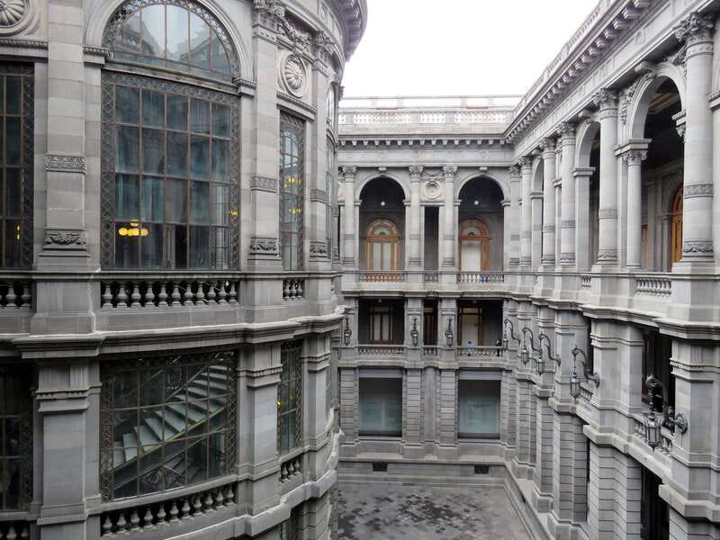Mexico City Must-see Buildings & Palaces - Four Hours of Mexico City Palaces in One Smart Route