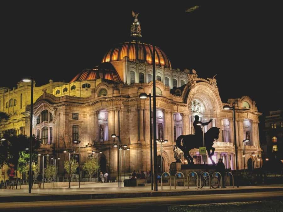 Mexico City: Night Bus Tour - Getting on at Zócalo: Where to Meet and What You Receive