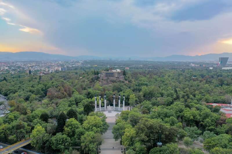 Mexico City: Private Chapultepec Park Bike Tour - Monument to the Niños Héroes (Monumento a la Patria): A Meaningful Photo Stop