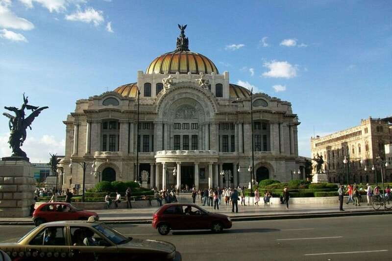 Mexico City: Private custom tour with a local guide - How the Walking Route Is Built: Sights, Neighborhoods, and Museum Exteriors