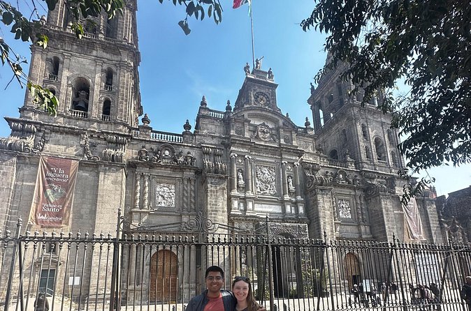 Mexico City Private Guided Tour - Best Rated - House of Tiles: blue-and-white facade plus real interior art