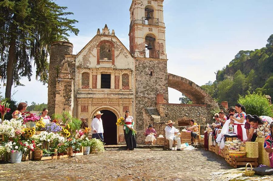 Mexico City: Private Magic Towns & Basaltic Prisms Tour - Price and what $444 per person gets you (and what it doesn’t)