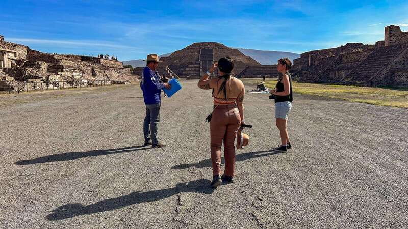 Mexico City: Private Teotihuacan Archeological Tour - Walking the City of the Gods with a guide who makes it make sense