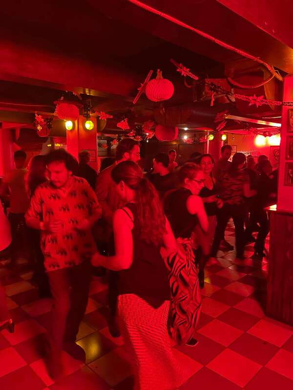 Mexico City: Salsa Dancing Experience - The live band factor: why it changes salsa for first-timers