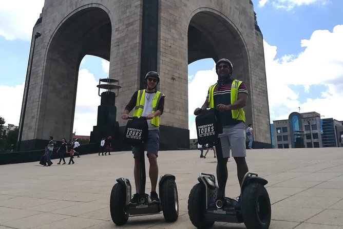 Mexico City Segway Tour: Reforma Avenue - Trail of Light and Estela de Luz: A Monument Stop With Real Meaning