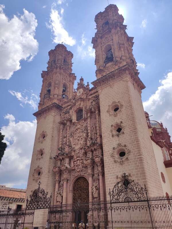 Mexico City: Taxco & Cuernavaca Tour with Pre-Hispanic Mine - Cuernavaca: a quick taste of Morelos (and why it still works)