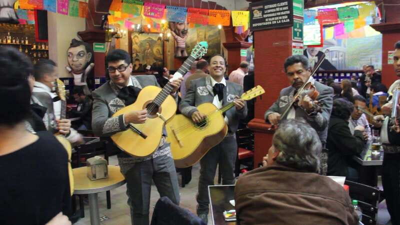Mexico City: Traditional Mexican Bars of the Historic Center - What You’ll Taste: Tequila, Mezcal, Cocktails, and Traditional Bites
