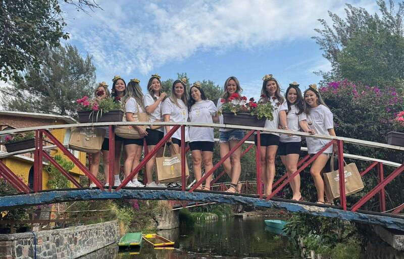 Mexico City: Xochimilco Boat Party with Unlimited Drinks - Hosts, guides, and the energy factor