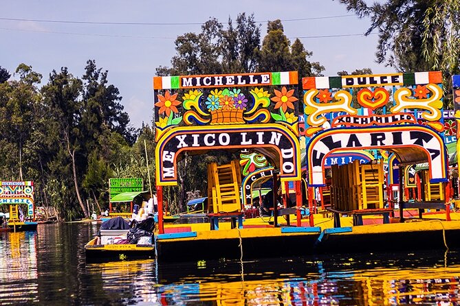Mexico City: Xochimilco, Coyoacán and University City Tour - The big idea: one day, four “Mexico City moods”