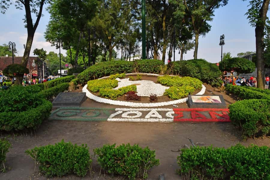 Mexico City: Xochimilco Coyoacan, Frida Kahlo & UNAM Murals - The in-between stops: visitor center, coffee, and that workshop timing