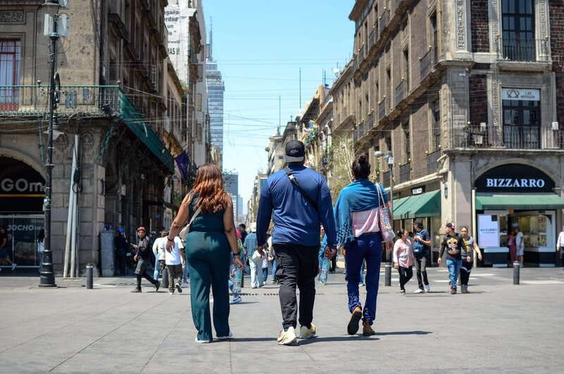 Mexico City: Zocalo Tacos Tour by Michelin-Star Chef Torres - Key things that make this taco tour worth it