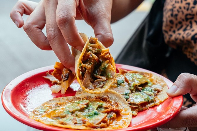 Mexico Private Food Tour With Locals Including 10 Tastings - Banco de México classics: taco al pastor and taco de canasta