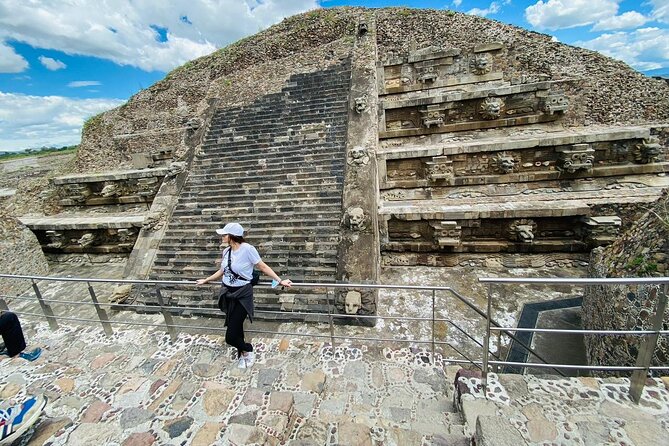Morning Tour of the Teotihuacan Pyramids - Pyramid of the Sun: the big scale you’ll feel fast